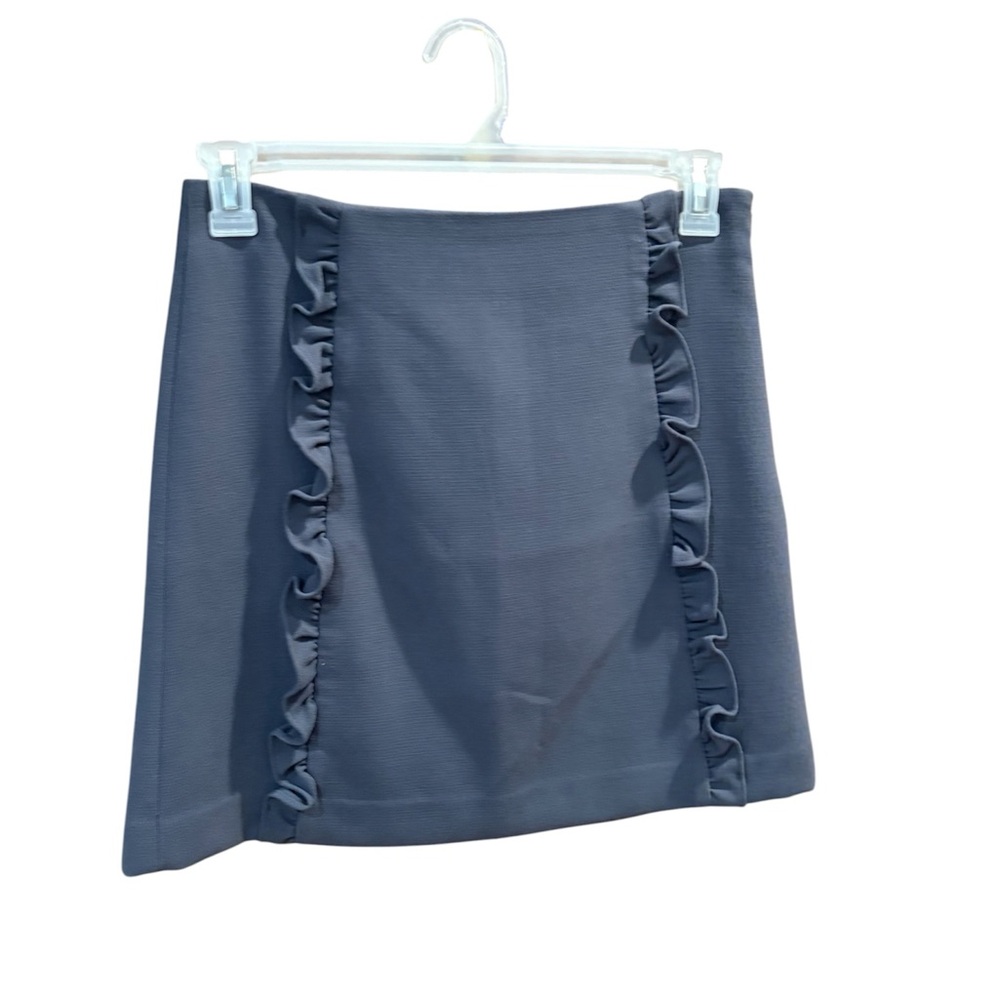 Loft gray  Ruffle Skirt size 4
